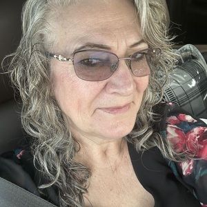 Meet your Posher, Vicky